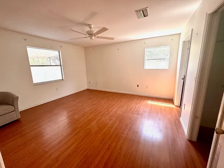 36703 Sandy Ln — Photo 10