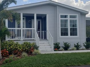 22 Serendipity Blvd, North Fort Myers, FL 33903