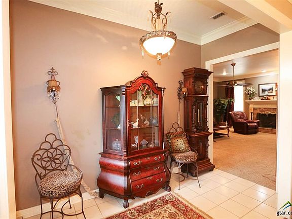 3rd image of 14427 Cedarwood Cir