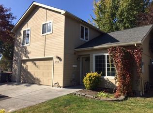 260 Mace Rd, Medford, OR 97501