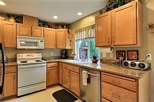 3rd image of 12319 170th St E