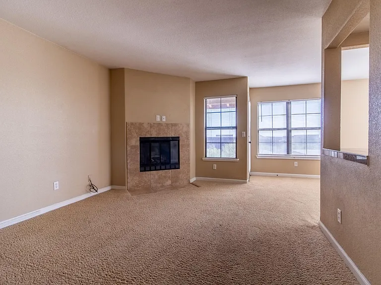 6651 N Campbell Ave #238 — Photo 1