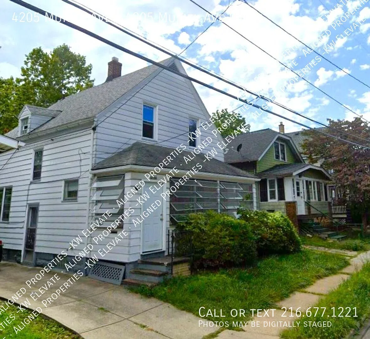 Cleveland Charming 2 Bedroom with ScreenedIn Porch! — Photo 1