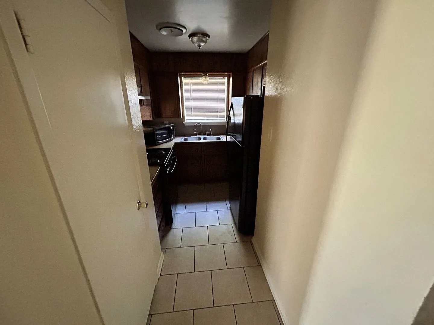 3 bedroom 1 bath — Photo 4