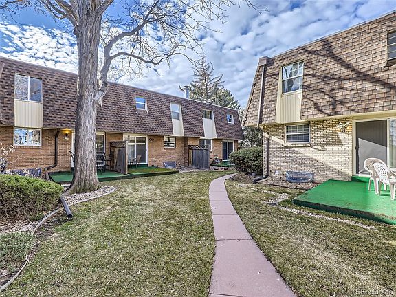 4th image of 1200 S Monaco Parkway #15