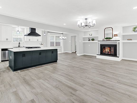 3rd image of 5821 Clendenin Ave