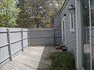 4th image of 7460 Pinehurst Cir #1