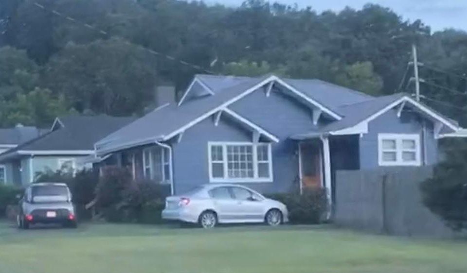 1st image of 204 E Midvale Ave