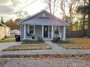 1023 S Monroe St, Xenia, OH 45385