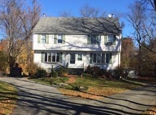 3 Crestwood Dr, Northborough, MA 01532