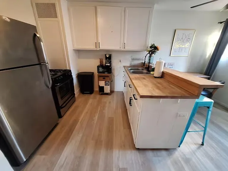 1666 Thomas Ave — Photo 13