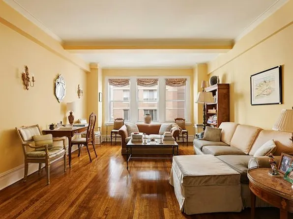 419 E 57th St APT 10E, New York, NY 10022
