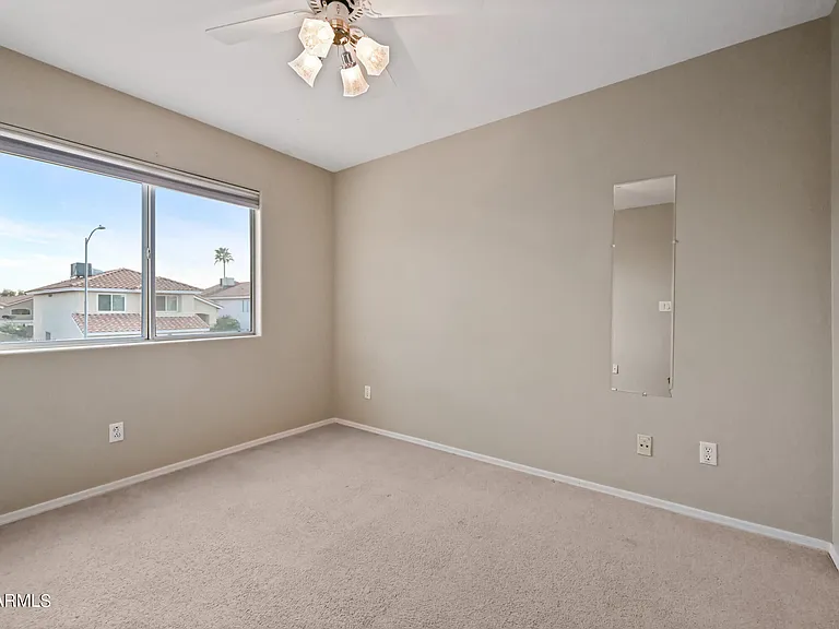 1244 E Angela Dr — Photo 19