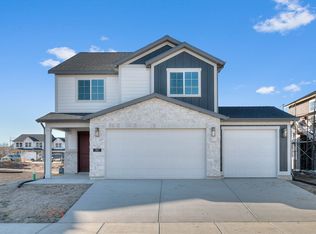 967 N Amberly Dr, North Salt Lake, UT 84054