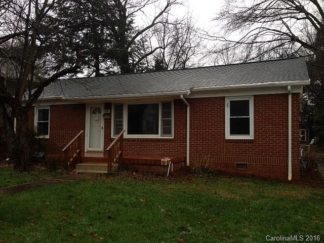 1st image of 221 Brevard St