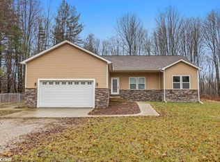 7303 Sparling Rd, Smiths Creek, MI 48074