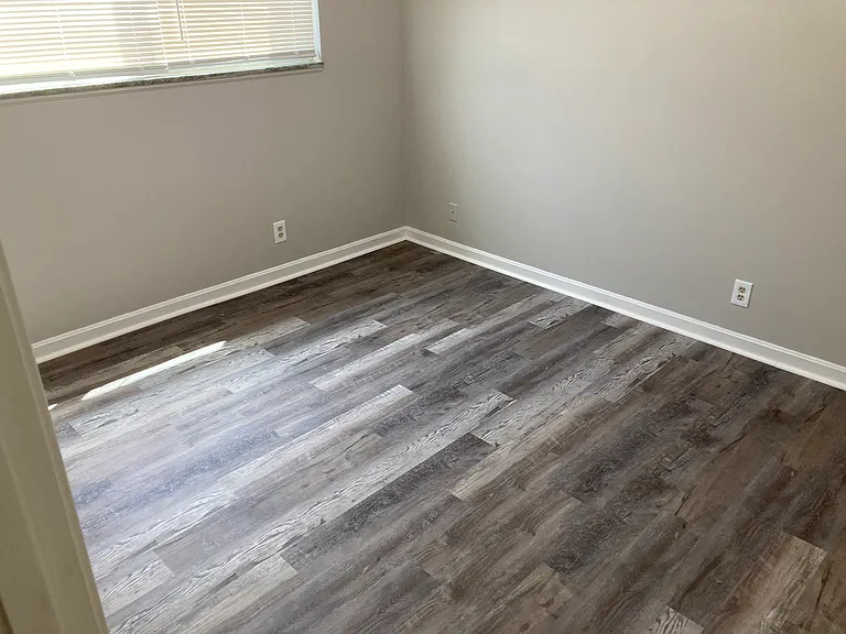 1501 Cowling Ave #3 — Photo 11