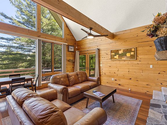 4th image of 241 Lullwater Cove