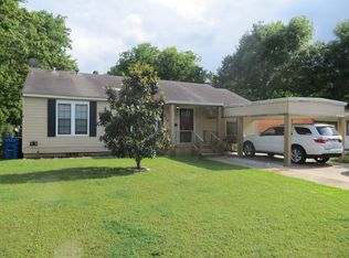 614 Beckley St, Kilgore, TX 75662