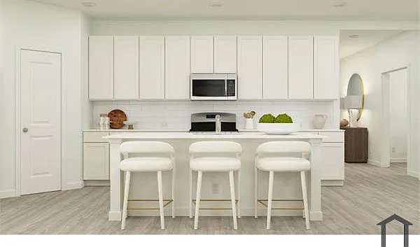 4 bed, 2062 sqft, $3,609 — Photo 3