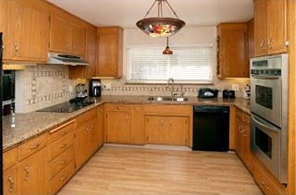 4th image of 506 Monterey Dr