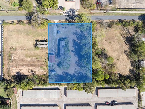 2nd image of 5015 Maufrais Ln