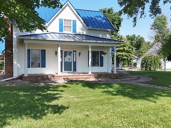 5th image of 530 N County Road 2560 E