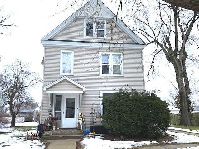 1st image of 1020 Marquette St
