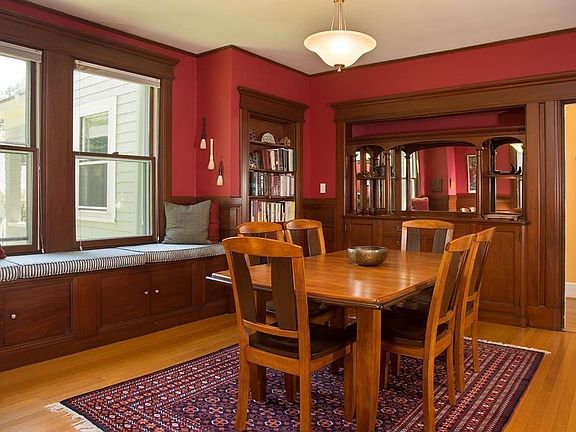 4th image of 370 Newtonville Ave #1