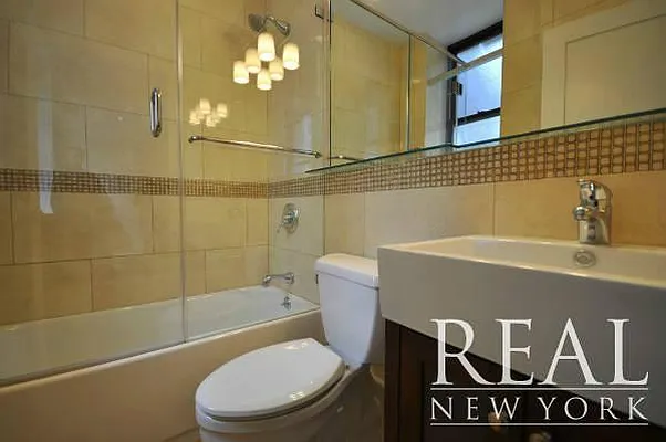 Rented by REAL New York | media 18