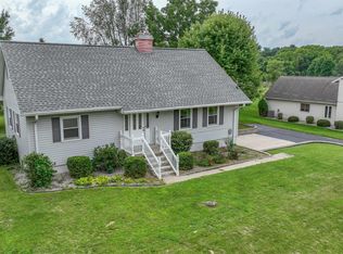 1655 N Royal Oaks Dr, Monticello, IN 47960