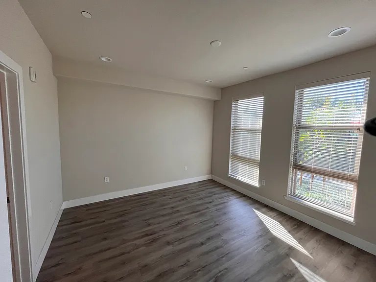 1709 Hazelnut Ln — Photo 115