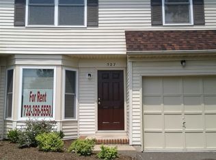 527 Wellington St, Middlesex, NJ 08846