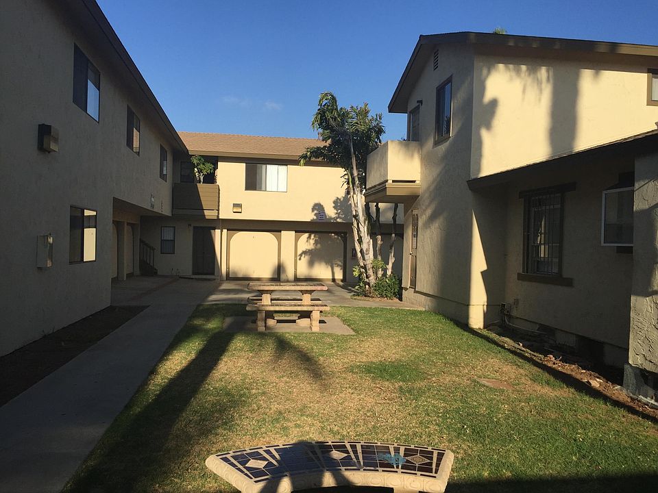 2nd image of 527 Florida St #3