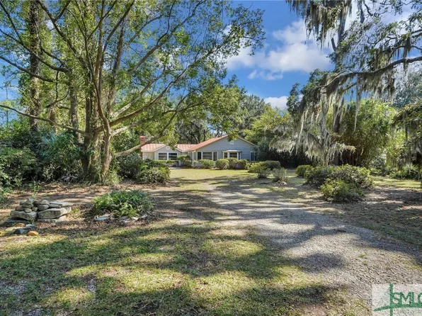 1523 Wilmington Island Road, Savannah, GA 31410