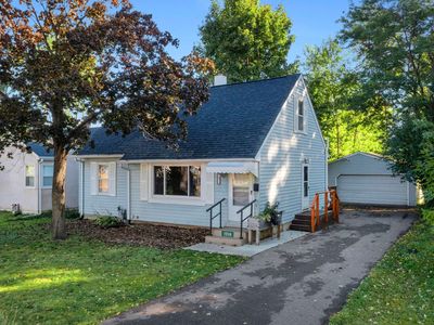 1556 Western Ave N, Saint Paul, MN, 55117