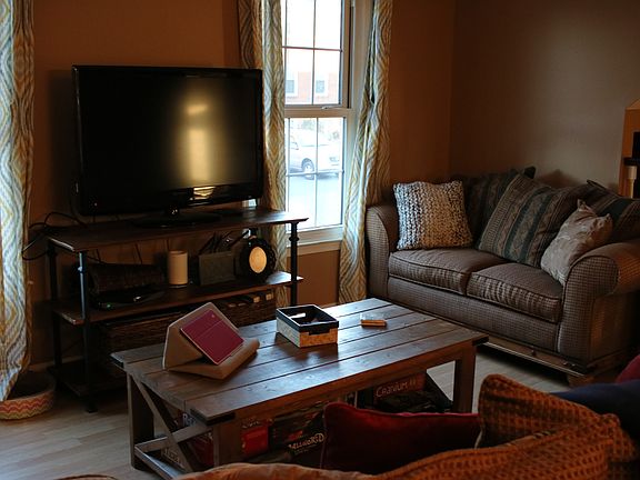 3rd image of 2935 Waterford Ct