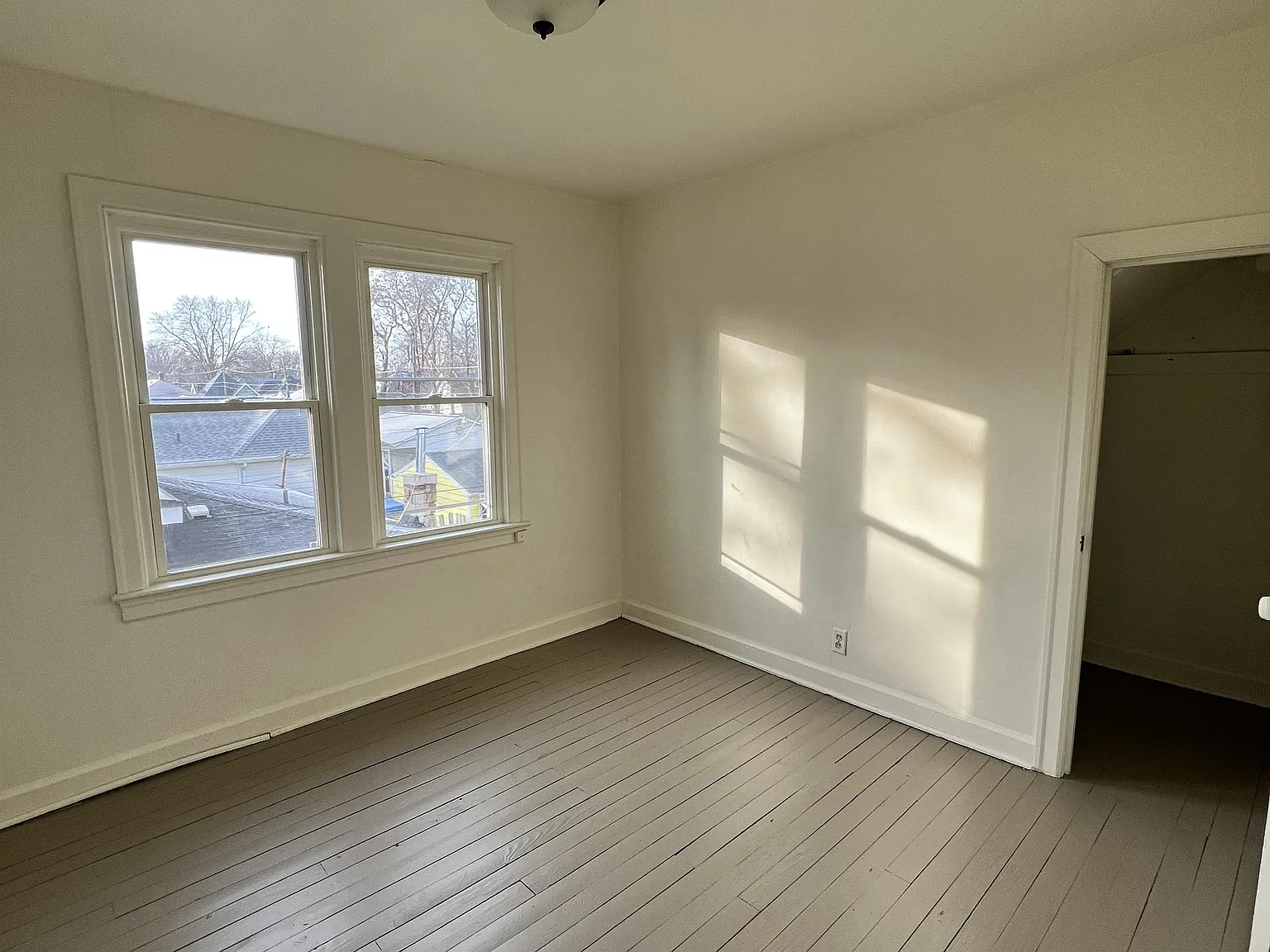 609 West Broadway Street - 1 — Photo 3