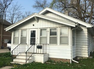 902 E 22nd Ct, Des Moines, IA 50317
