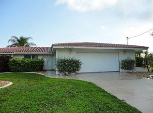 2103 Cornwallis Pkwy, Cape Coral, FL 33904