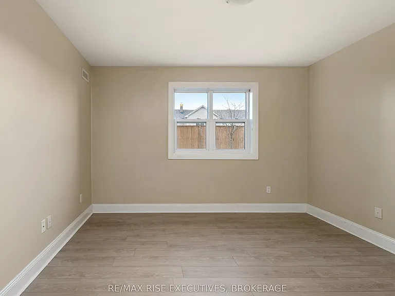 539 Armstrong Rd #516 — Photo 24