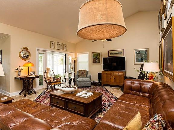 5th image of 5948 Seabird Dr S