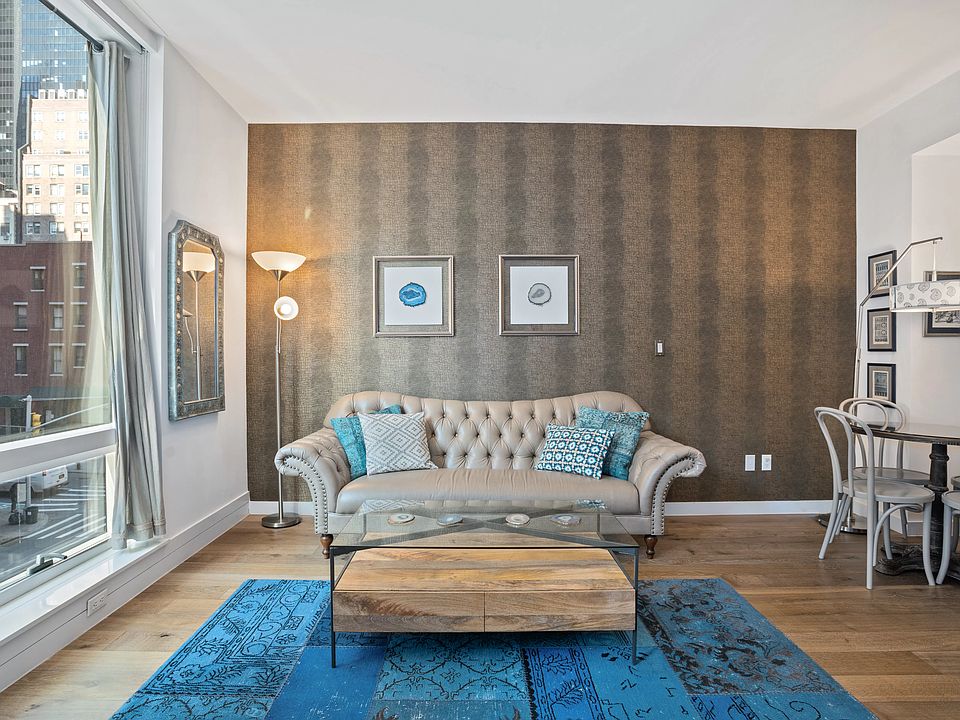 1st image of 325 Lexington Ave APT 3B