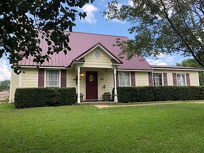 1st image of 3118 Hickory Hill Dr