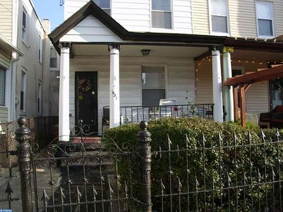 2nd image of 1437 E Moyamensing Ave