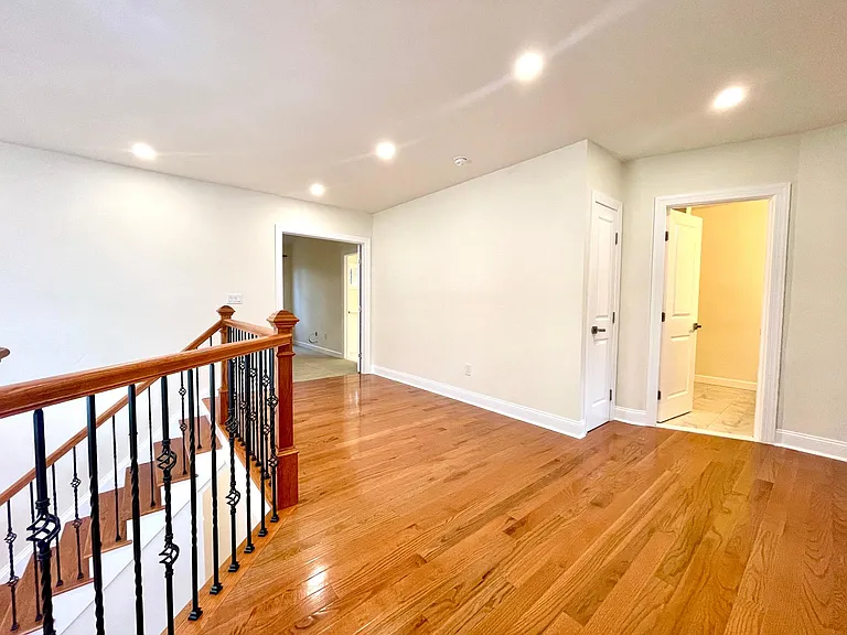 9 Poplar Dr #A — Photo 19