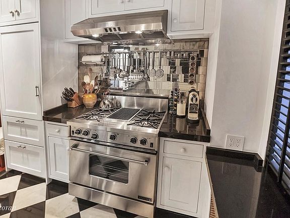 5th image of 67 Park Ave #4DE