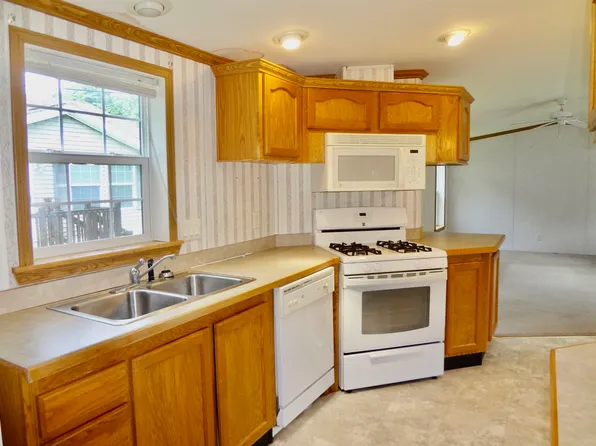303 Old Lake Shore Road, Gilford, NH 03249