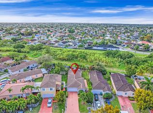 17326 SW 142nd Pl, Miami, FL 33177