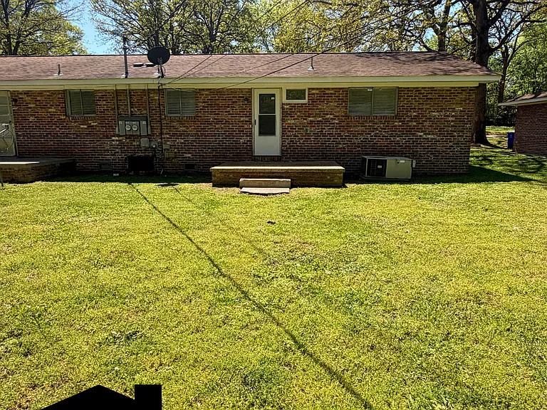 216 Madison Ave — Photo 14